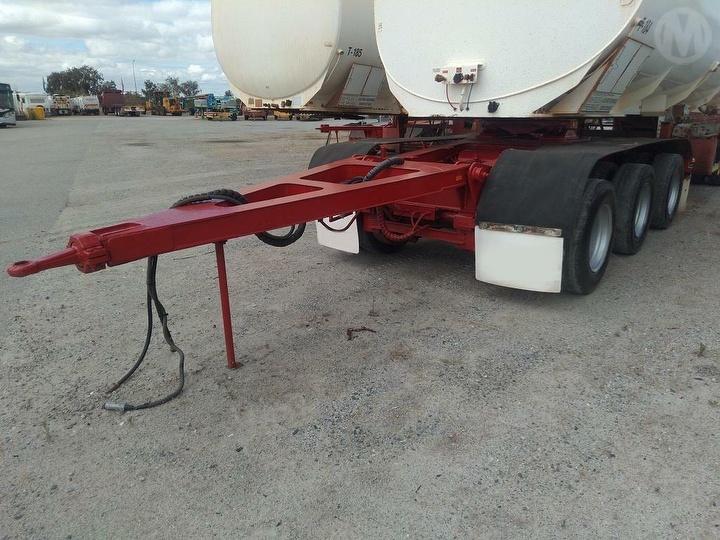 Used 1995 Custom TRI Axle (wa) Dolly For Auction in Perth Int'l Airport