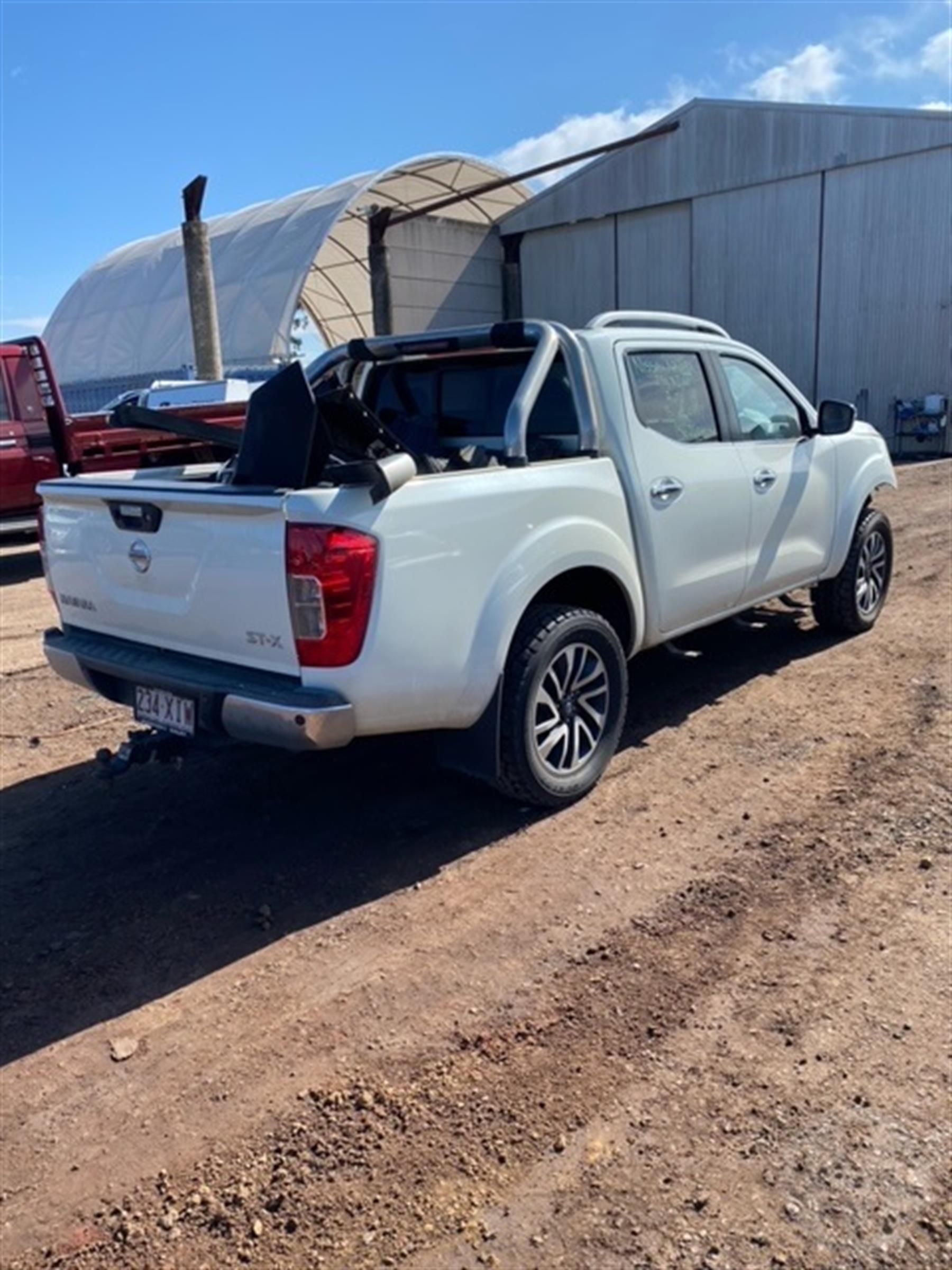 Damaged 2017 Nissan Navara D23 ST Dual Cab Utility For Auction in