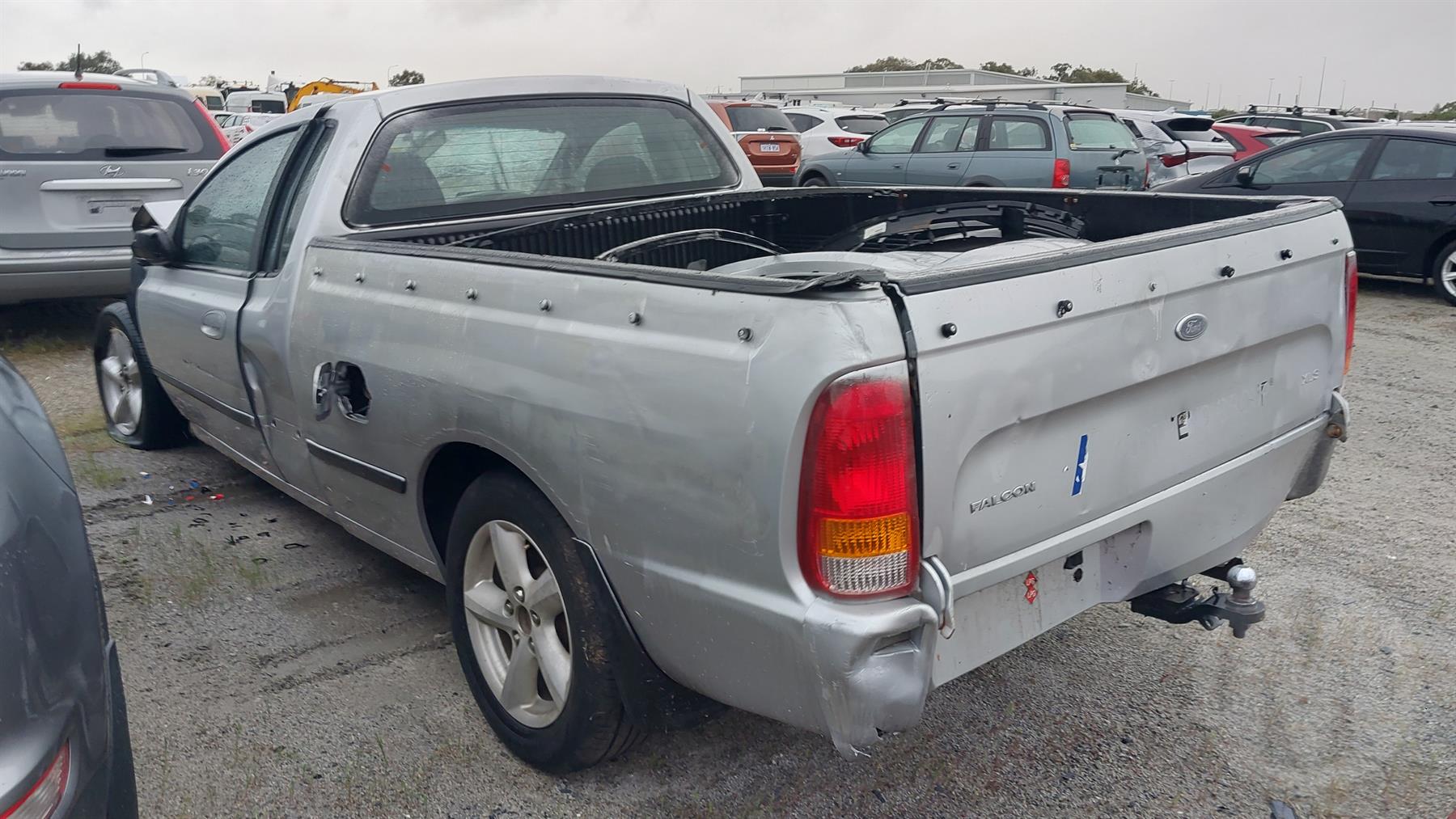 Damaged 2003 Ford Falcon BA Ute XLS Utility Utility For Auction in