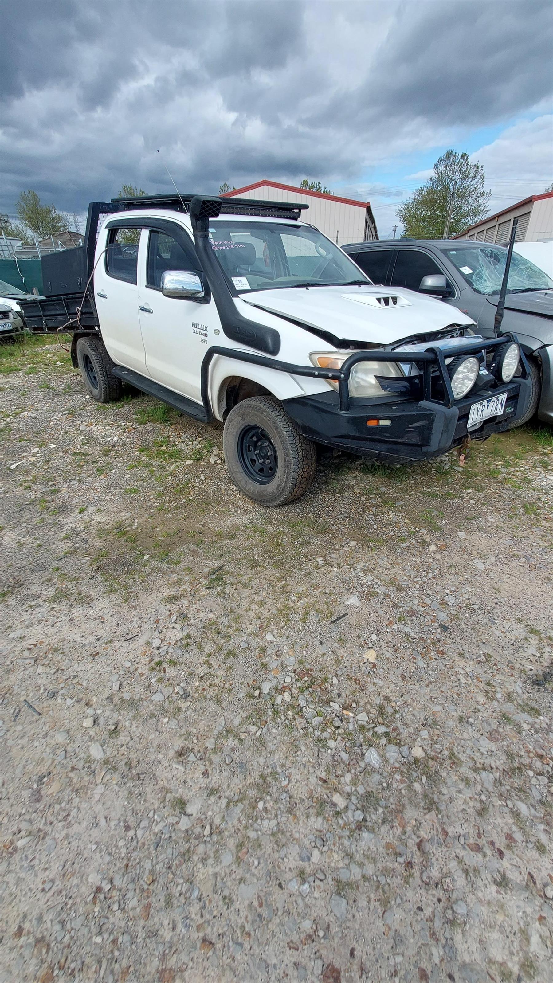 Damaged 2006 Toyota Hilux 150 SR Dual Cab Utility Unknown For Auction