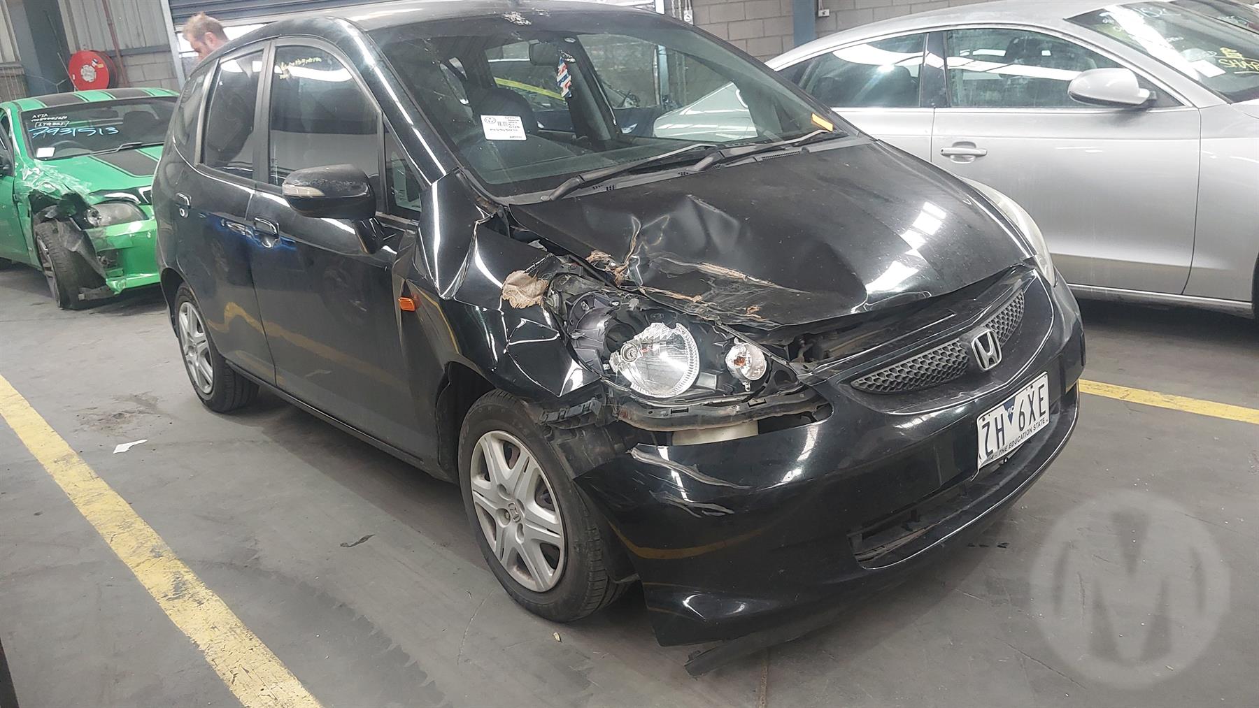Damaged 2007 Honda Jazz GLi Hatch For Auction in National Online
