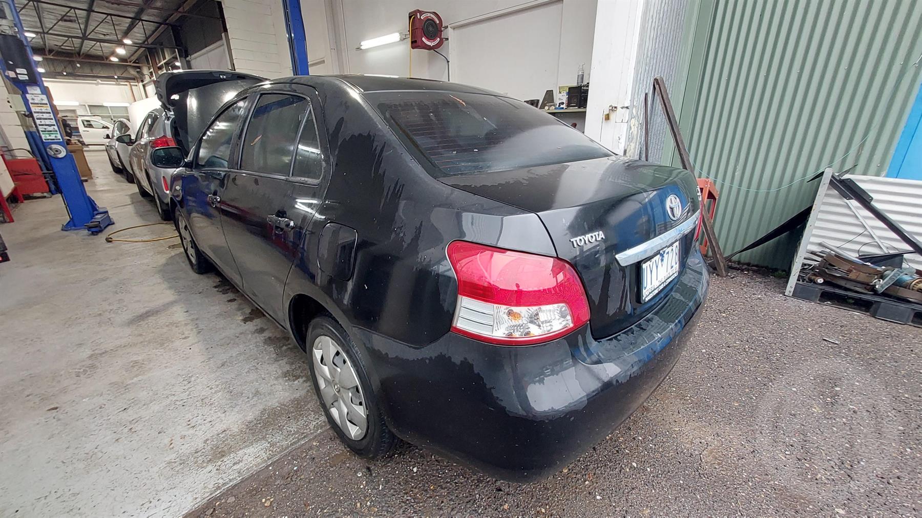 Damaged 2007 Toyota Yaris NCP YRS Sedan For Auction in National Online