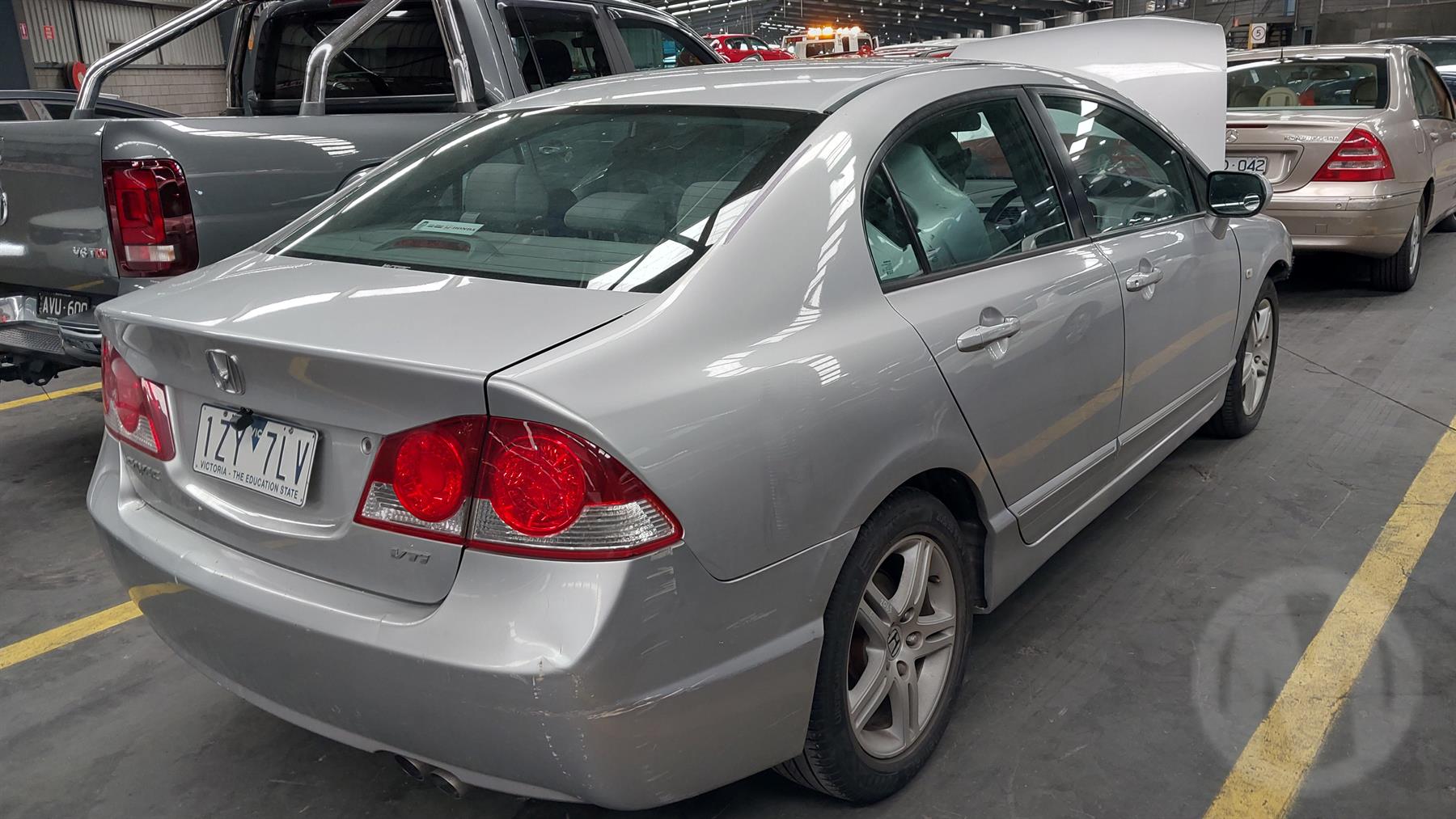 Damaged 2007 Honda Civic VTi Sedan For Auction in National Online