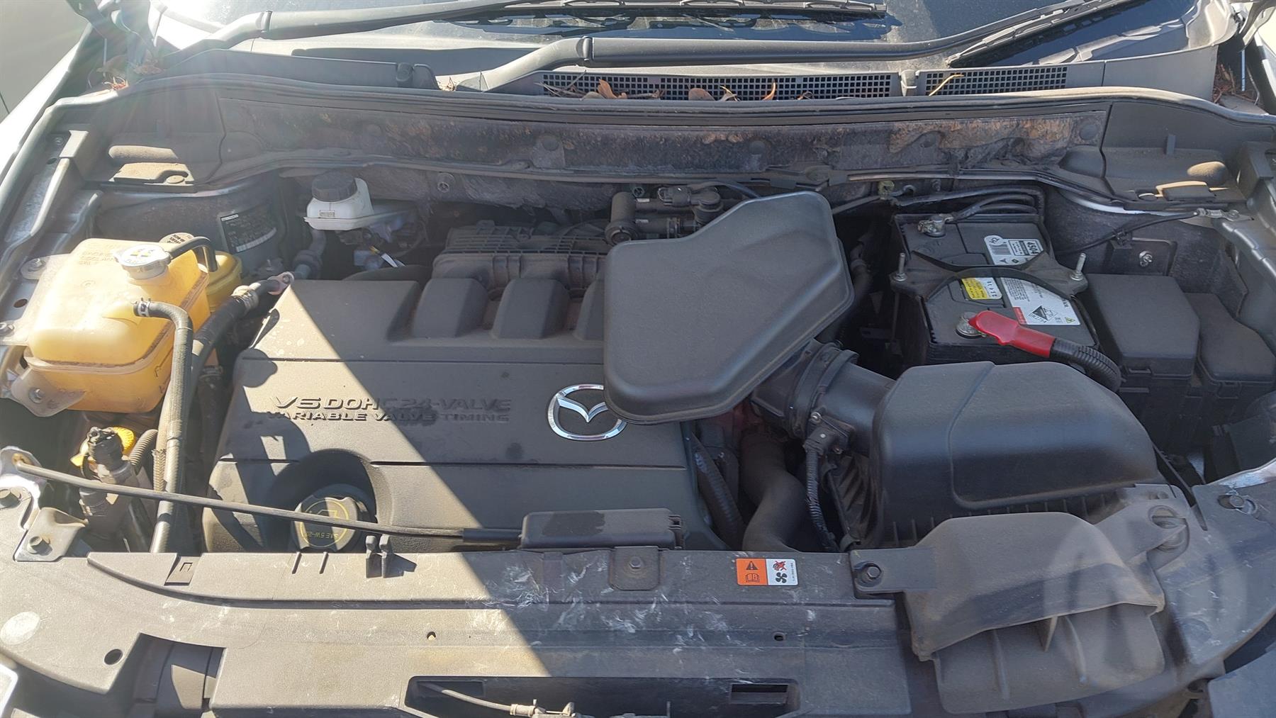 Damaged 2011 Mazda CX9 Gen II Luxury Station Wagon For Auction in