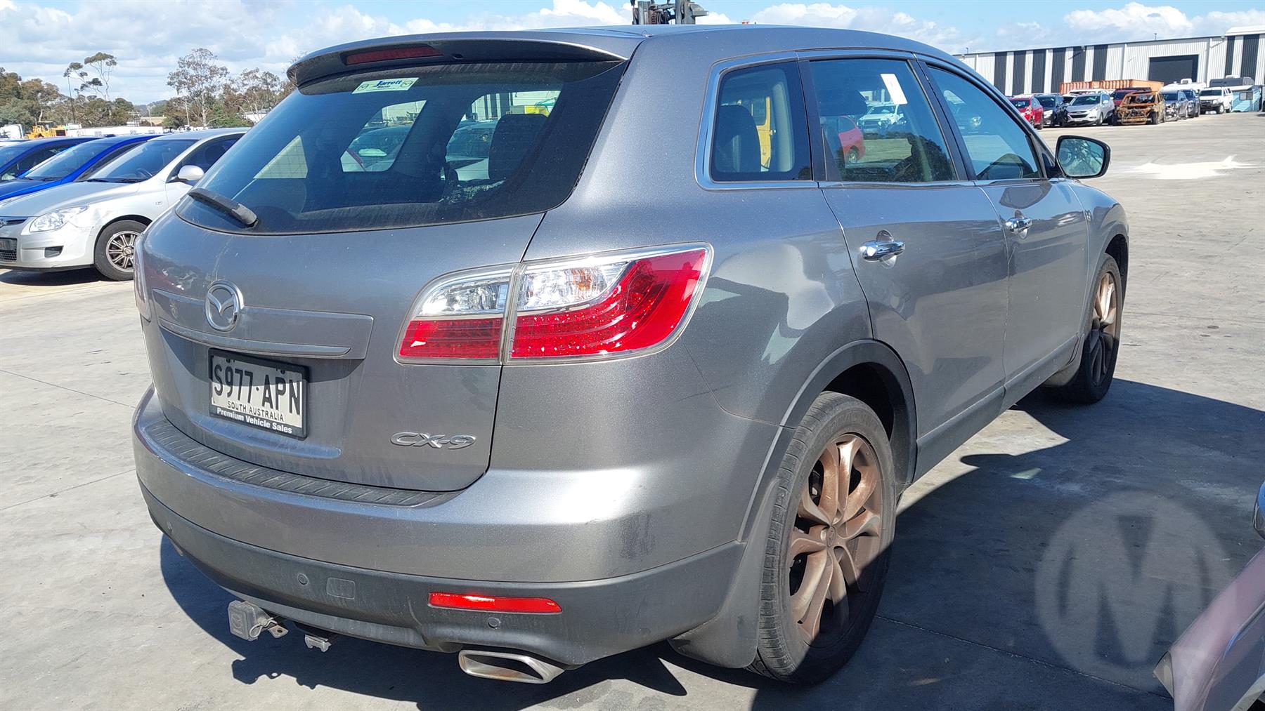 Damaged 2011 Mazda CX9 Gen II Luxury Station Wagon For Auction in