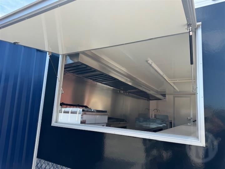 Used 2024 Green PTY Ltd Triple Axel Food Trailer For Auction in