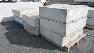 Used Custom 7no. 1x1m Concrete Blocks For Auction in Bridgewater ...