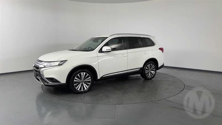 Lazy Owl Image