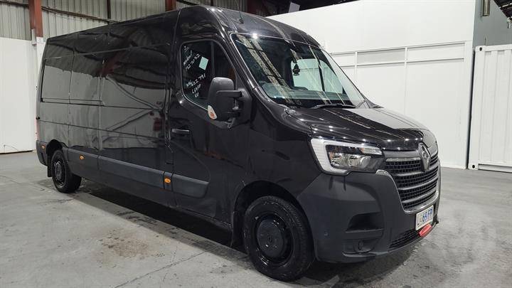 2023 Renault Master