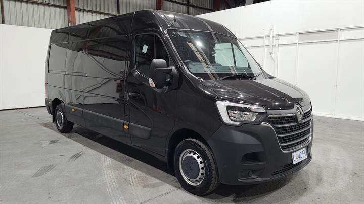 2023 Renault Master