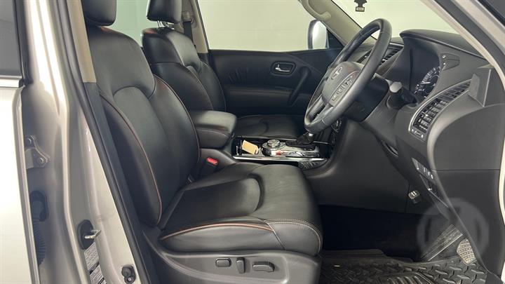 Lazy Owl Image
