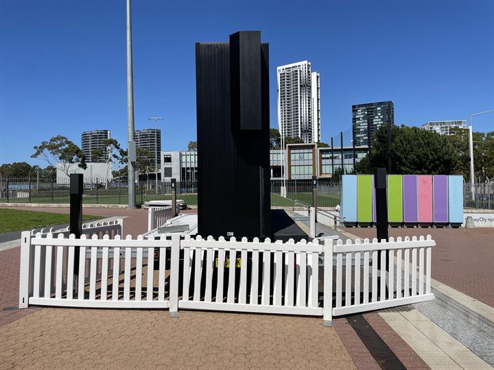Lazy Owl Image