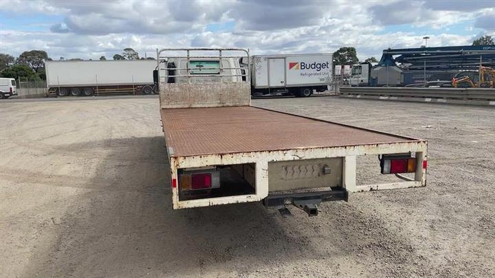 Lazy Owl Image