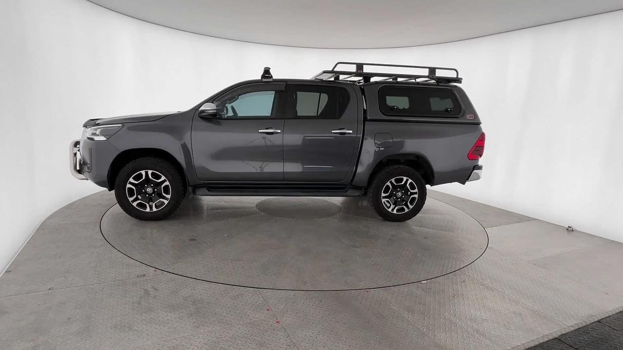 Lazy Owl Image
