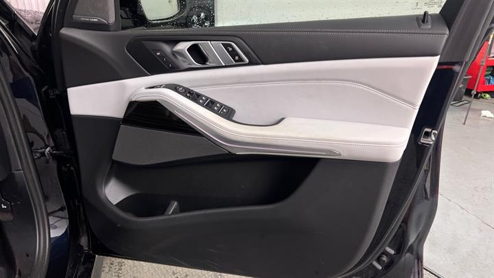 Lazy Owl Image