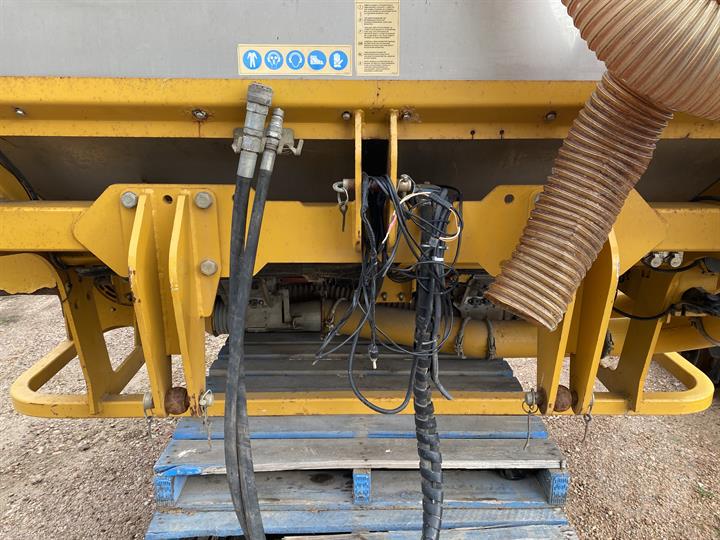 Lazy Owl Image