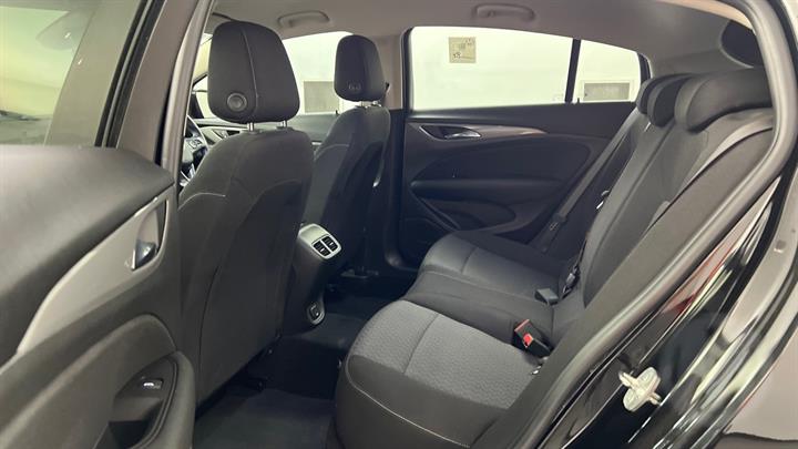 Lazy Owl Image
