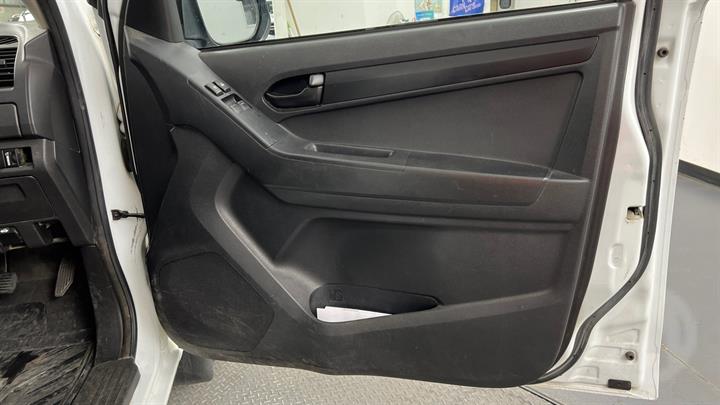 Lazy Owl Image