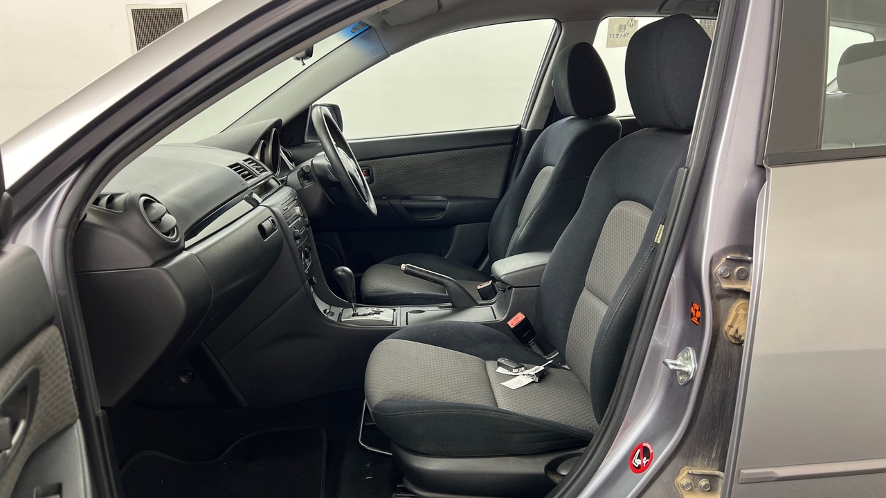 Lazy Owl Image