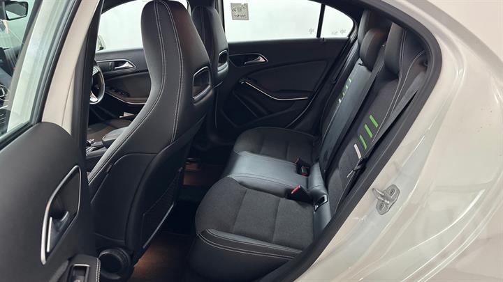 Lazy Owl Image