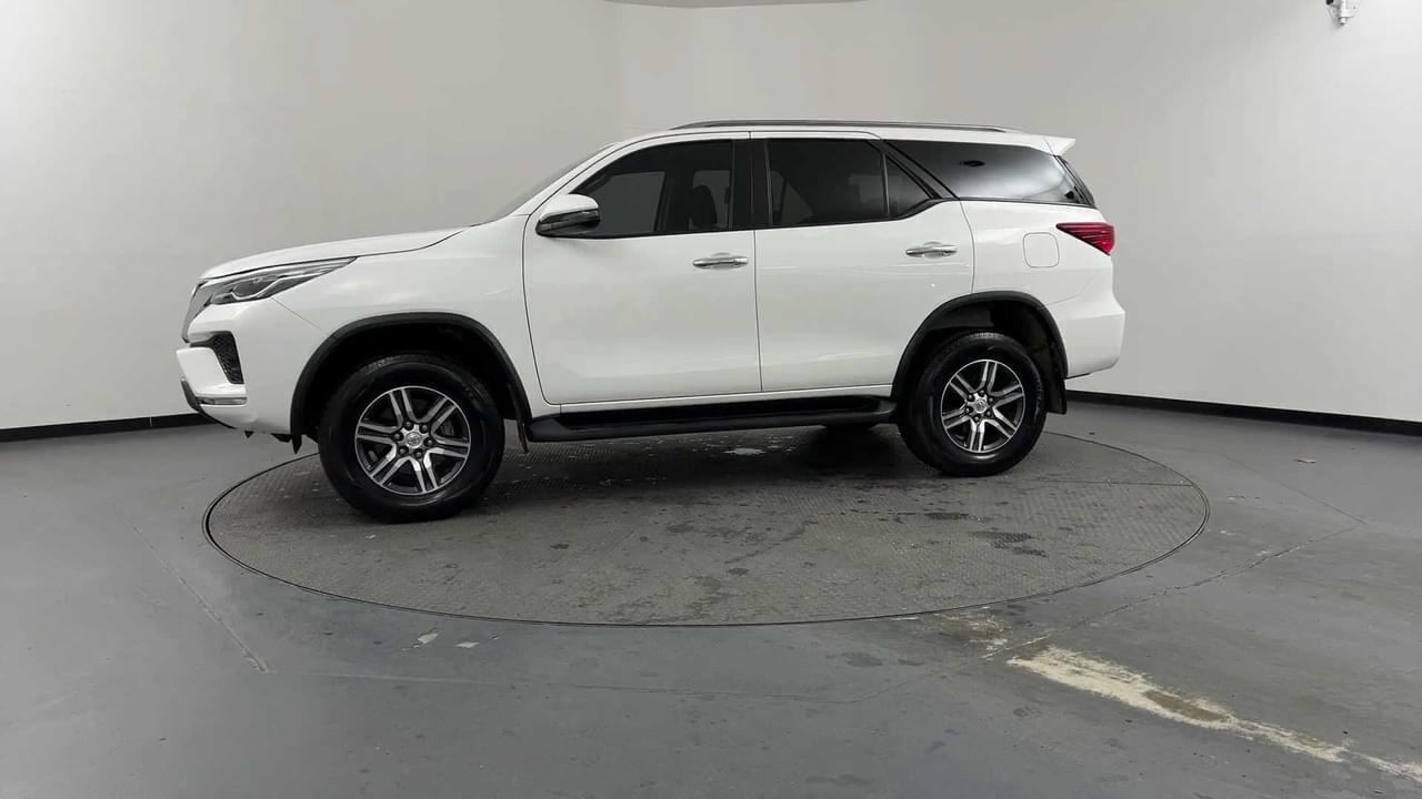 Lazy Owl Image