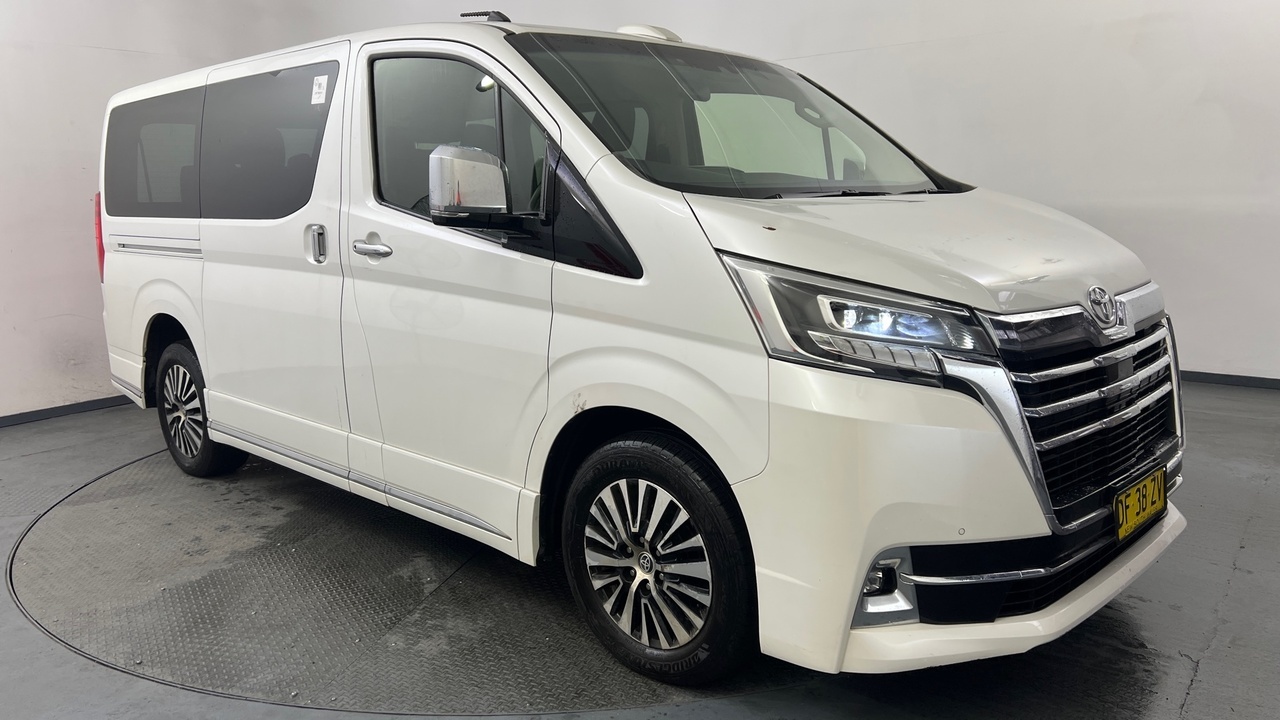 Passenger Veh Image