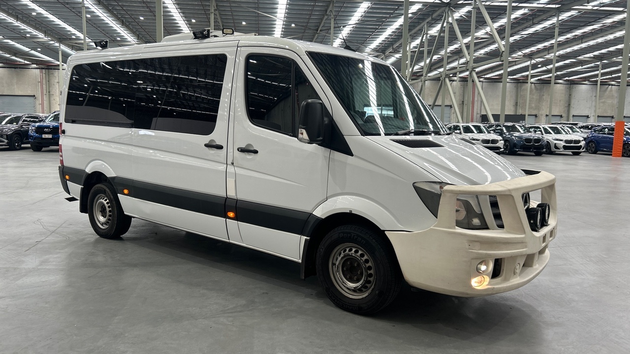 Passenger Veh Image