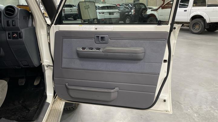 Lazy Owl Image