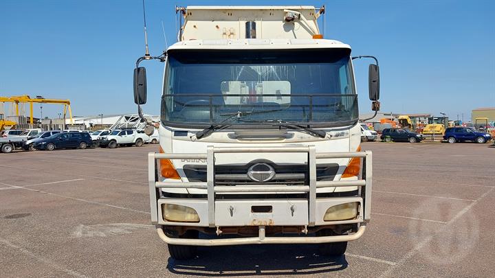 Lazy Owl Image