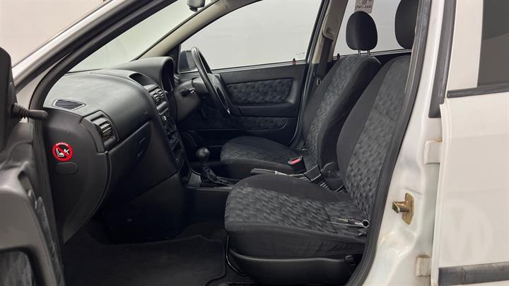 Lazy Owl Image