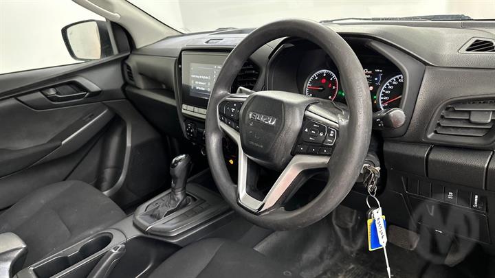 Lazy Owl Image