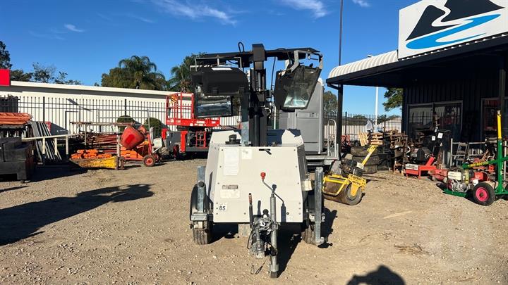 Lazy Owl Image