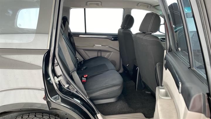 Lazy Owl Image
