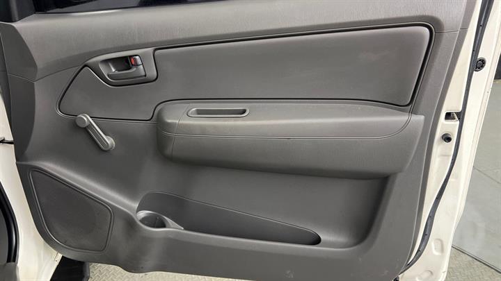 Lazy Owl Image