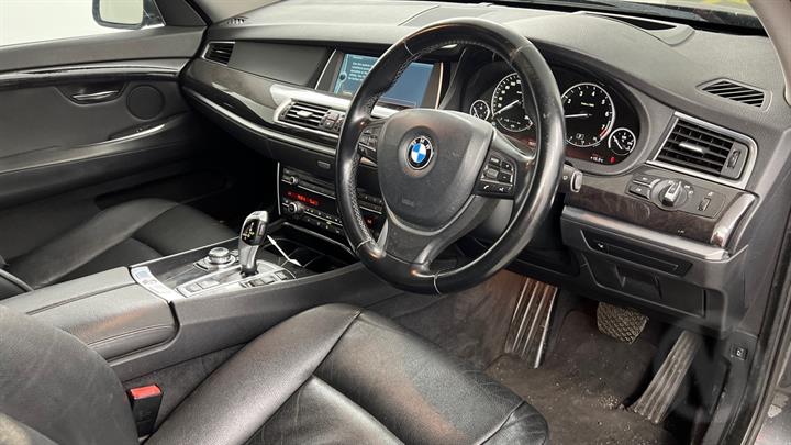 Lazy Owl Image