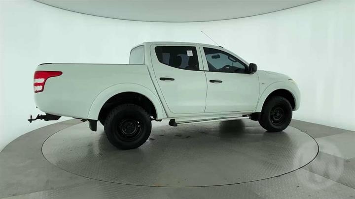 Lazy Owl Image