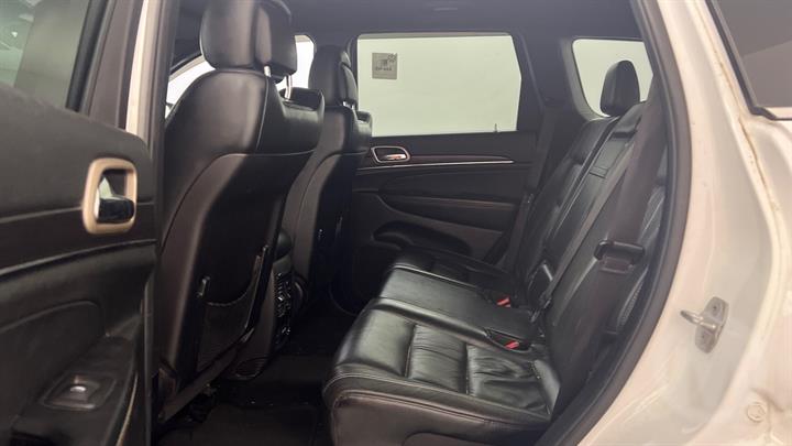 Lazy Owl Image