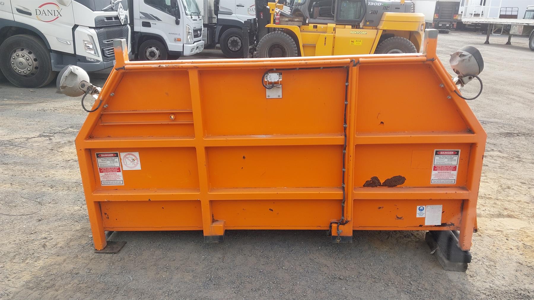 Used Berry Howe Tray Truck Parts For Auction in National Online ...