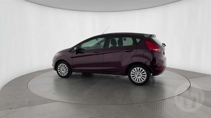 Lazy Owl Image