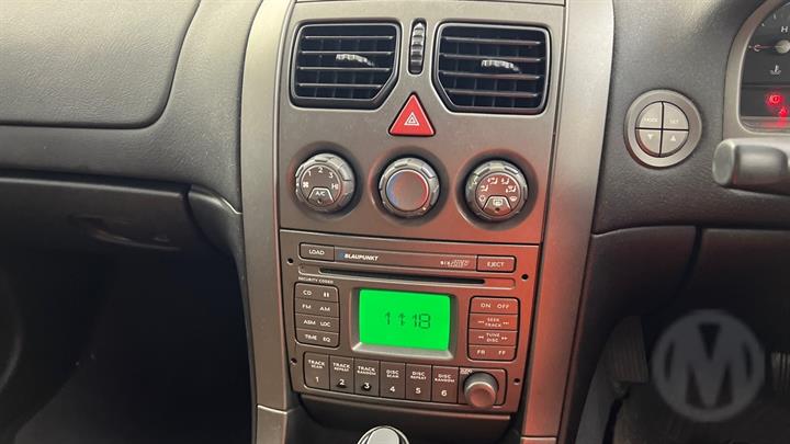 Lazy Owl Image