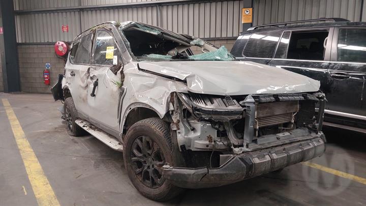 2025 Ldv D90