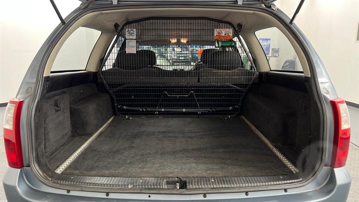 Lazy Owl Image