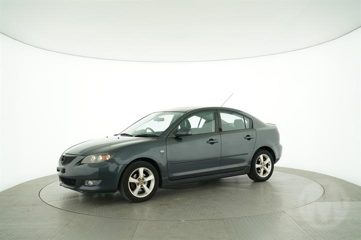 Lazy Owl Image