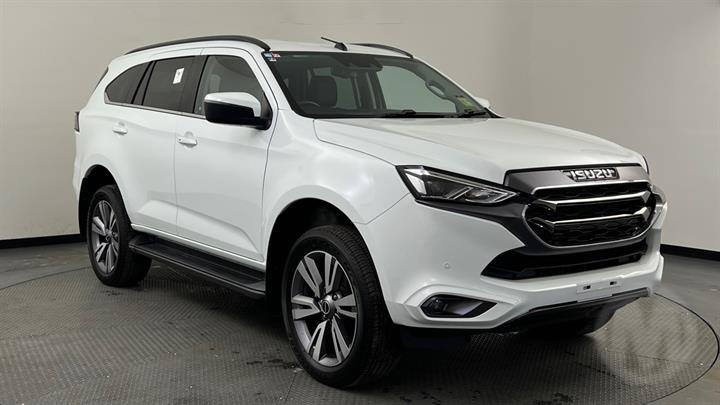 2023 Isuzu Mu-X
