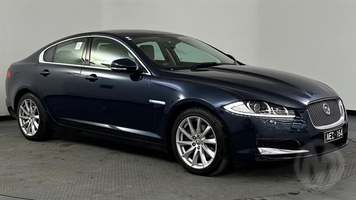 2012 Jaguar Xf