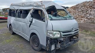 2013 Toyota Hiace 3.0TD 5M 12 Seat Van Photo