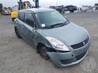 2013 Suzuki Swift Hatch Photo