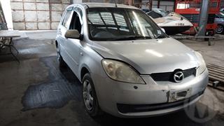 2006 Mazda Demio Hatch Photo