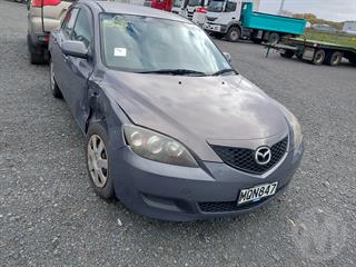 2006 Mazda Axela Hatch Photo