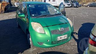 2005 Toyota Vitz Hatch Photo
